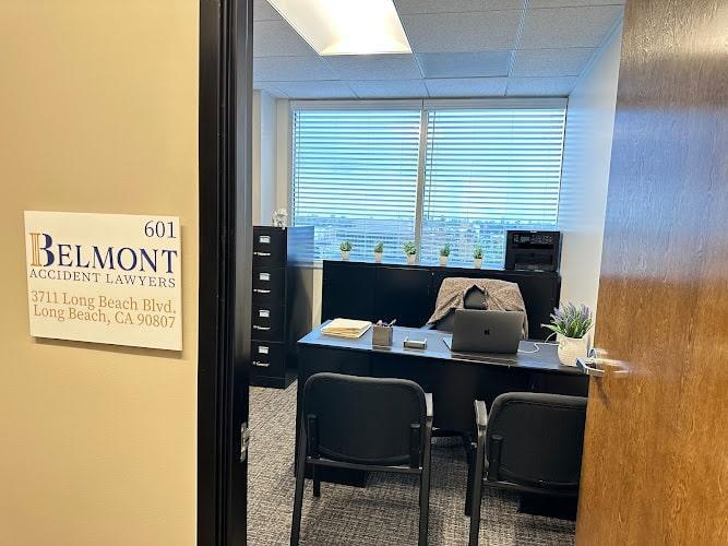 Negocio Belmont Accident Lawyers