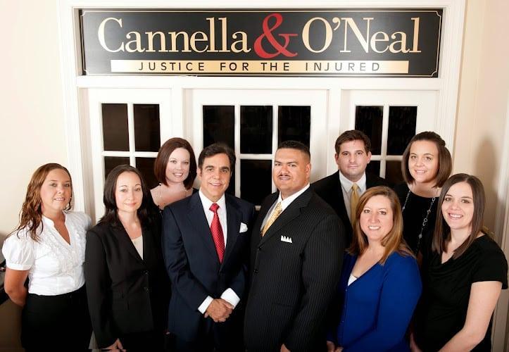 Negocio Cannella & O'neal