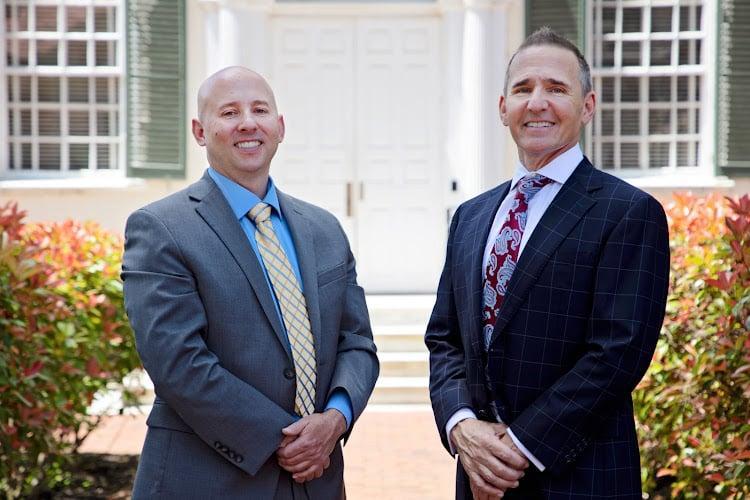 Negocio Costello Law Firm