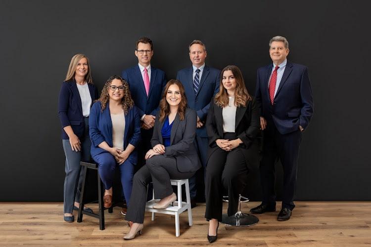 Negocio Dillon Grube, Llc