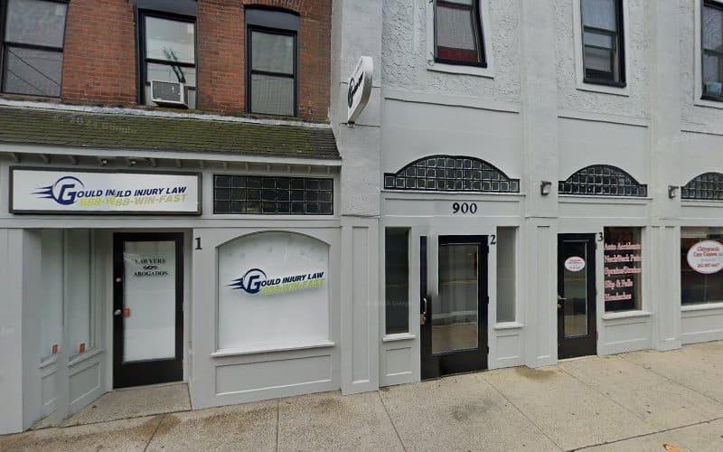Negocio Gould Injury Lawyers