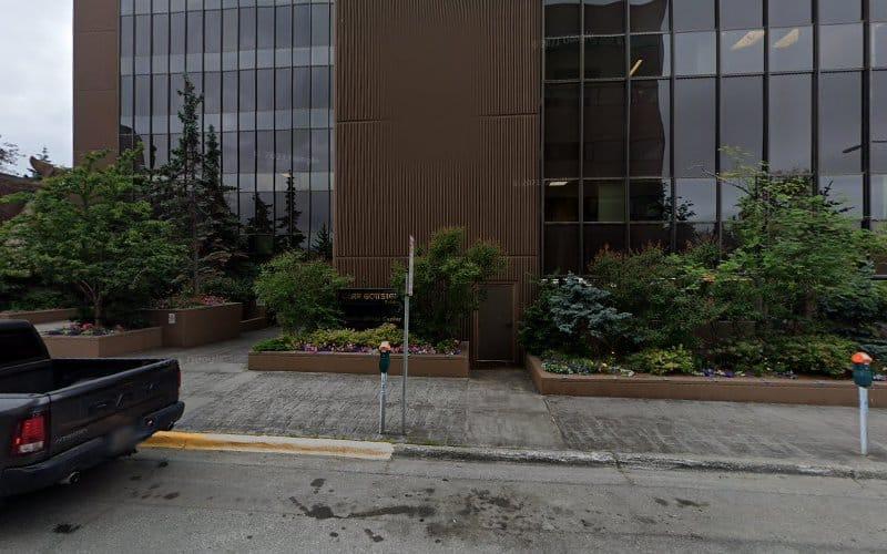 Negocio Henshaw Law, Anchorage Ak