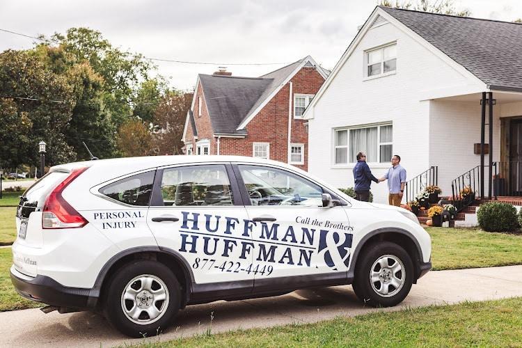 Negocio Huffman & Huffman Brothers-In-Law, Pllc