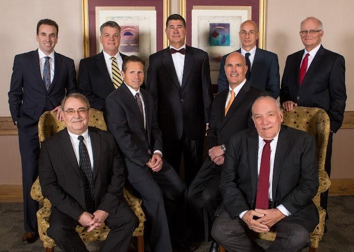 Negocio Jordan Glaser, Attorney