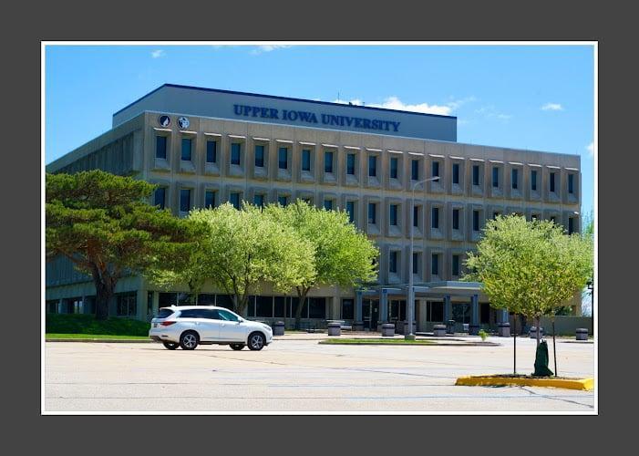 Negocio Lombardi & Miler Law Firm Pllc
