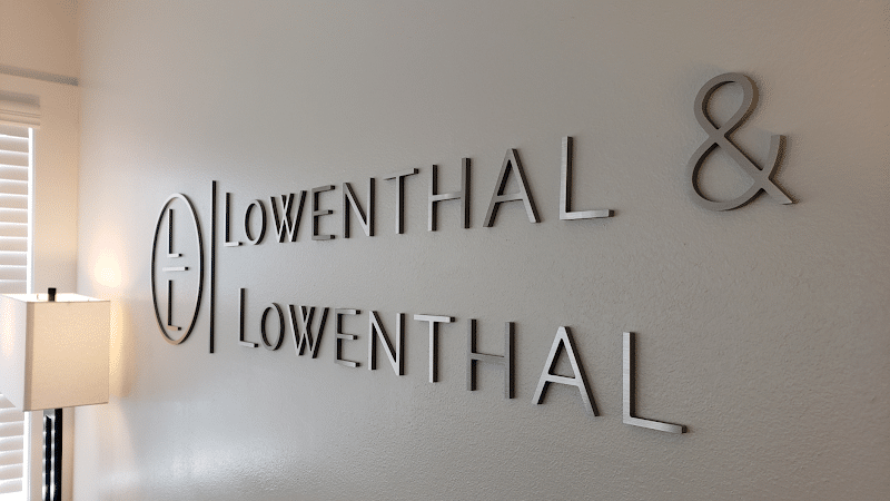 Negocio Lowenthal & Lowenthal Lllc