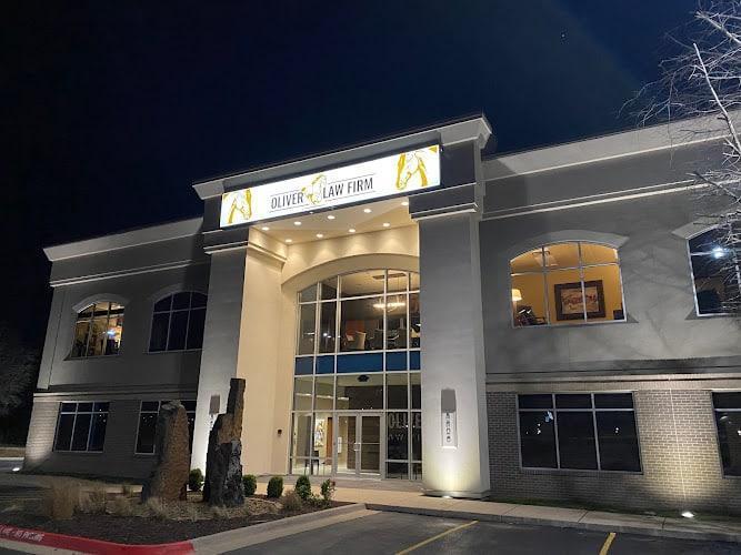 Negocio Oliver Law Firm