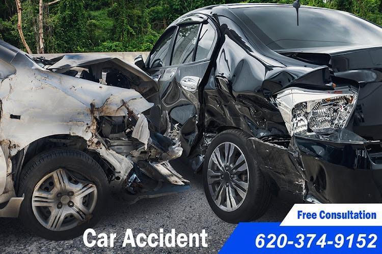 Negocio Pyle Law | Kansas Personal Injury & Workers Compensation Lawyer
