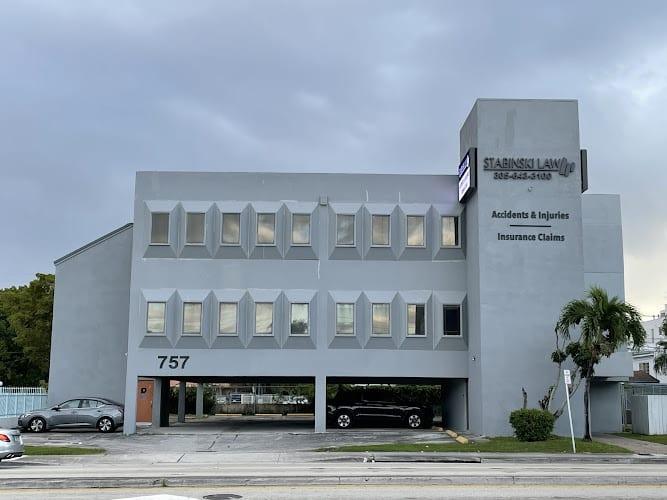 Negocio Stabinski Law