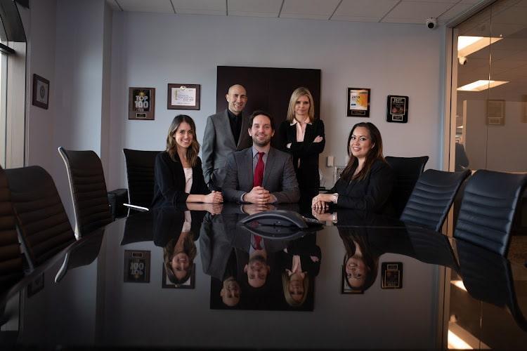 Negocio The Law Offices Of Gerald L. Marcus: Long Beach Personal Injury Lawyers