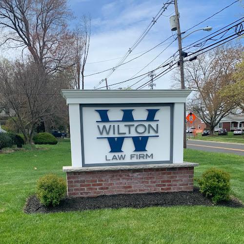 Negocio Wilton Law Firm