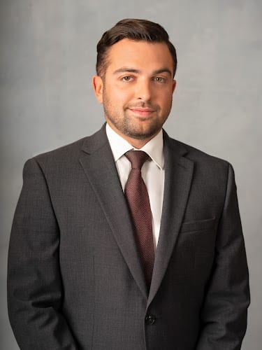 Negocio Hartford Personal Injury Attorney At Law, Brandon J. Broderick