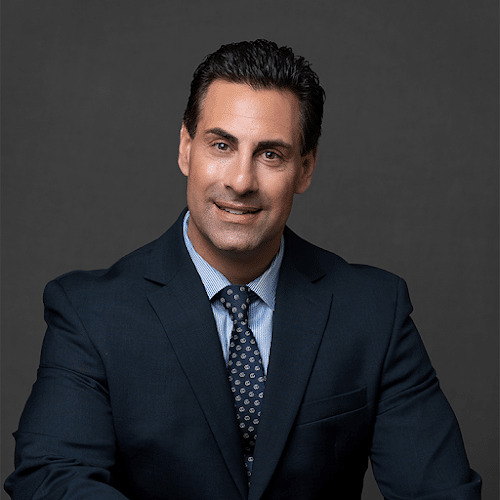 Negocio Mike Lombardi Injury Lawyers