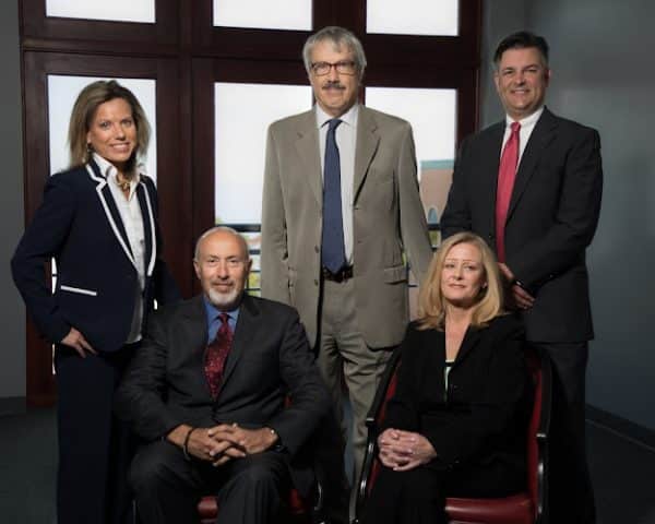 Negocio Neumann Law Group